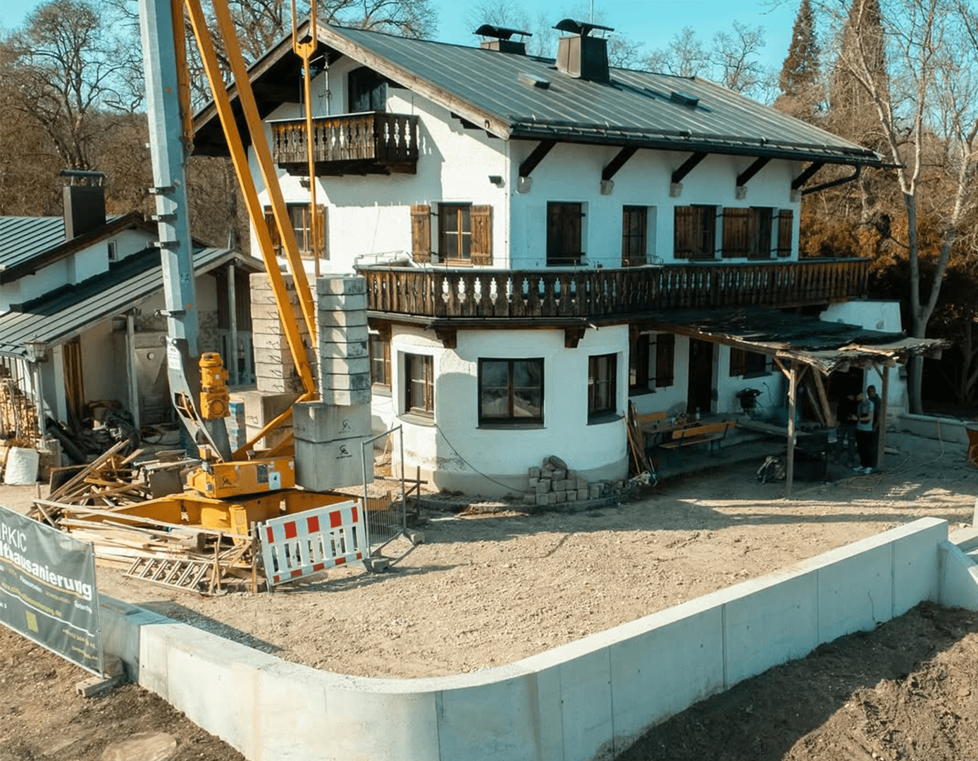 Denkmalgeschützte Altbausanierung - Bild 1